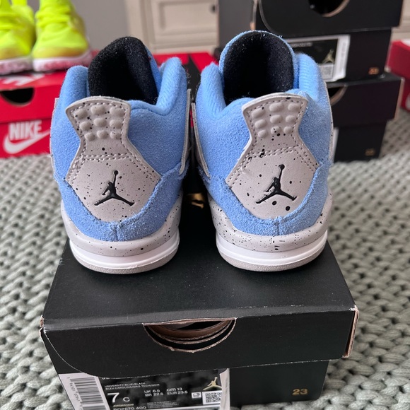 Air Jordan Retro 4 “University Blue” TD - Picture 3 of 4